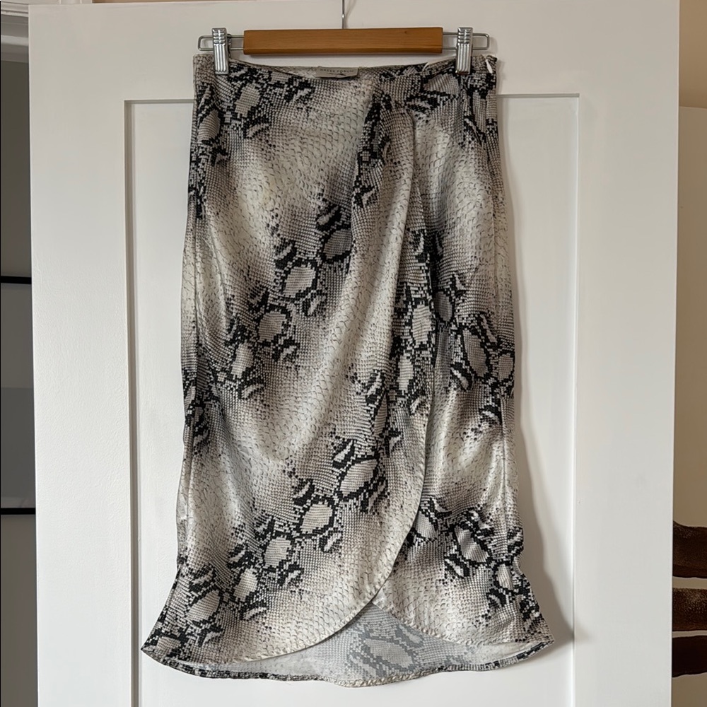 Dress Forum Black and White Wrap Midi Skirt